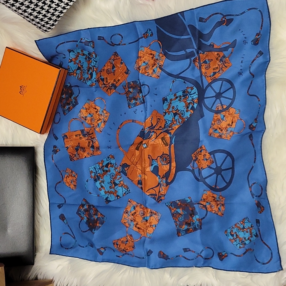 Hermès Kelly scarves - Picture 2 of 5